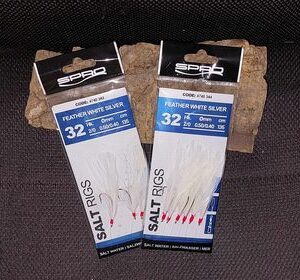 SPRO 32 SALT RIG FEATHER WHITE SILVER