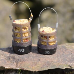CRESTA PLASTIC RINGFEEDER
